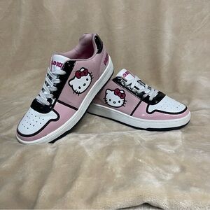 Hello Kitty by Sanrio Women's Pink Casual Sneakers - Size 7